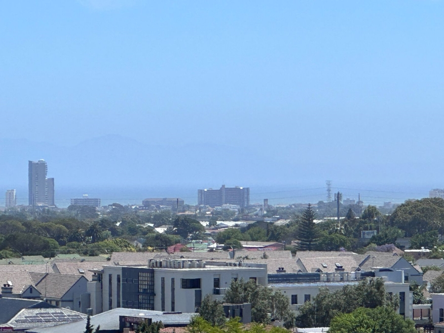 To Let 5 Bedroom Property for Rent in Rome Glen Western Cape